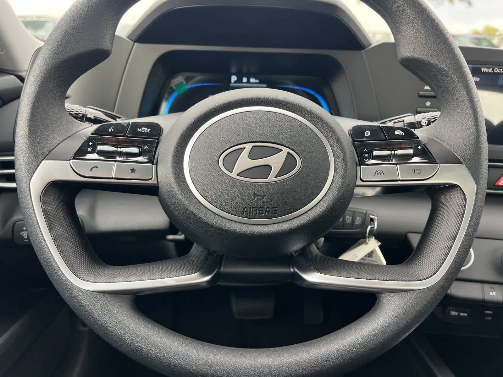 New 2026 Hyundai Elantra SE FWD image 22