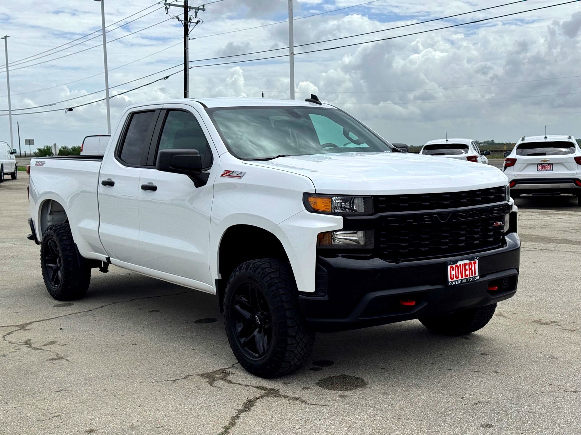 Used 2019 Chevrolet Silverado 1500 Custom Trail Boss w/ Custom Convenience Package AWD/4WD image 4