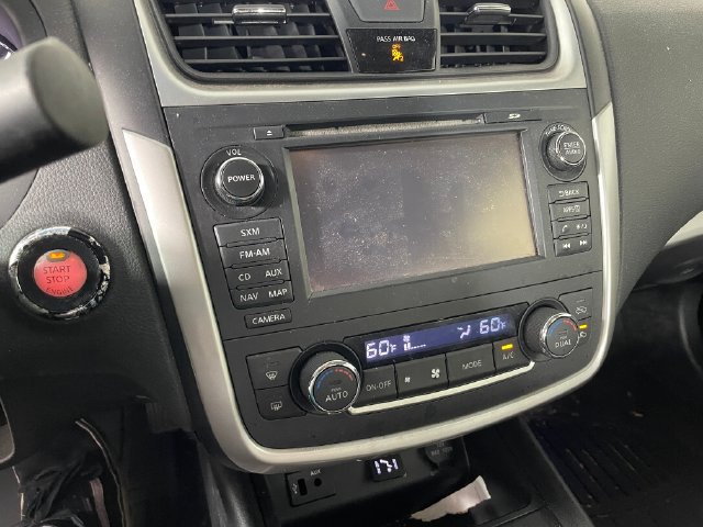 Used 2016 Nissan Altima 2.5 SV w/ Convenience Package FWD image 5