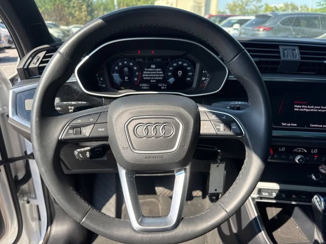Used 2025 Audi Q3 2.0T Premium AWD/4WD image 19