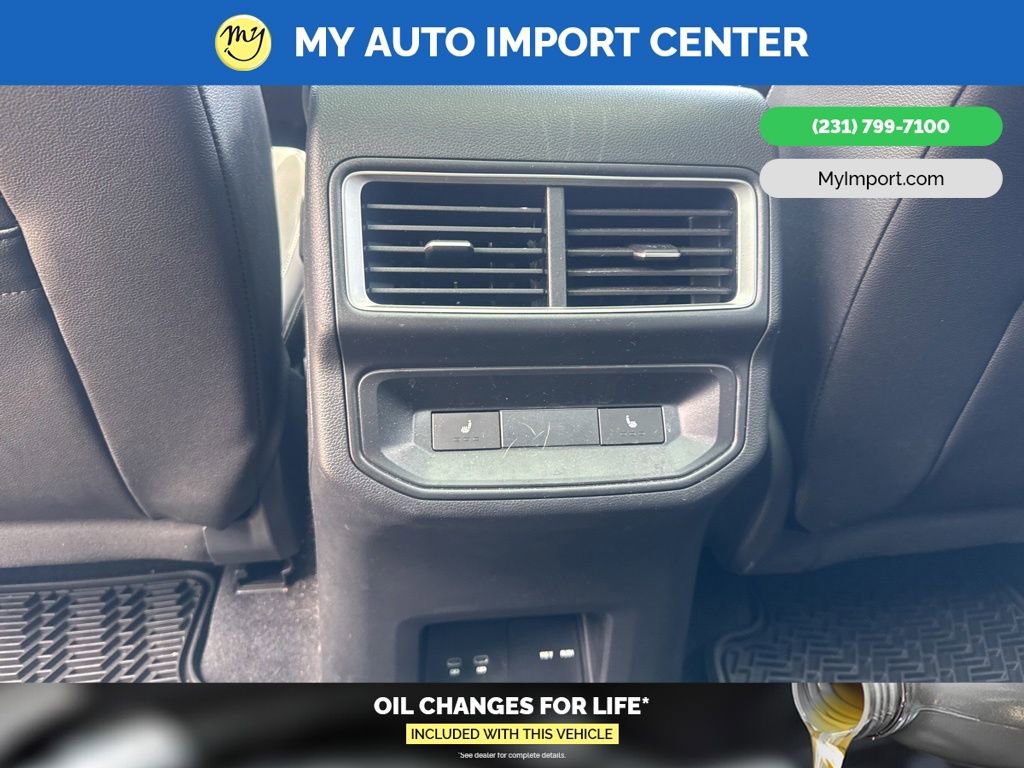 Used 2025 Volkswagen Atlas Cross Sport SEL R-Line AWD/4WD image 27