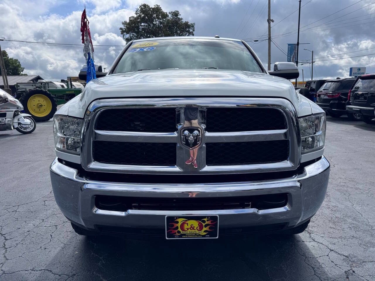 Used 2016 RAM 2500 Tradesman w/ Chrome Appearance Group image 9