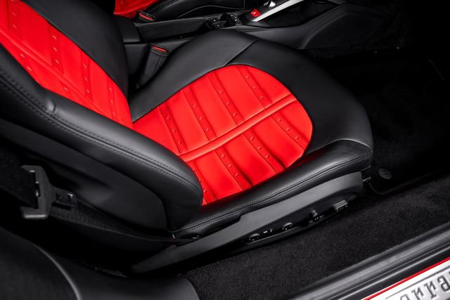 Used 2017 Ferrari 488 Spider RWD image 65