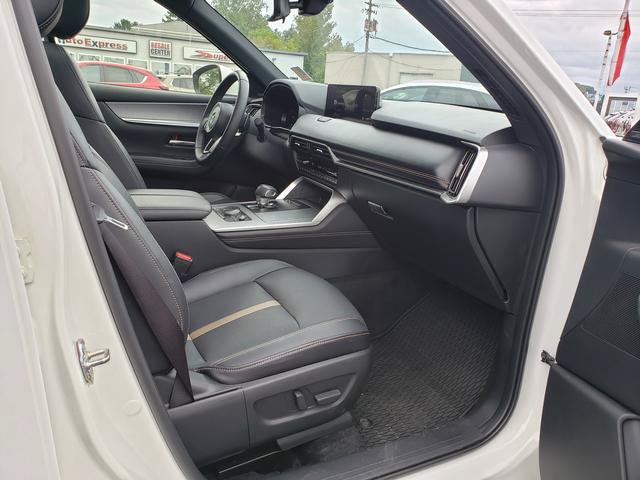 Certified 2026 MAZDA CX-90 3.3 Turbo w/ Premium Plus Pkg AWD/4WD image 19