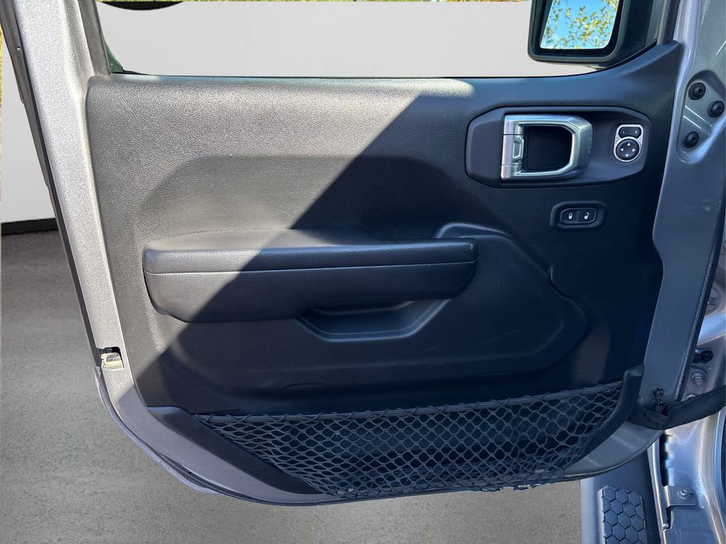 Used 2021 Jeep Wrangler Unlimited Sport image 24