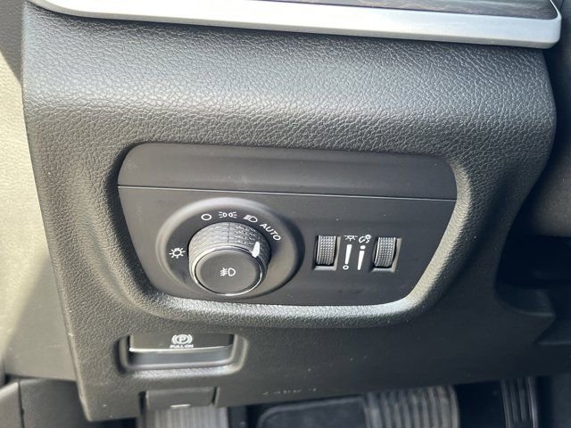 New 2025 Jeep Grand Cherokee Limited image 23