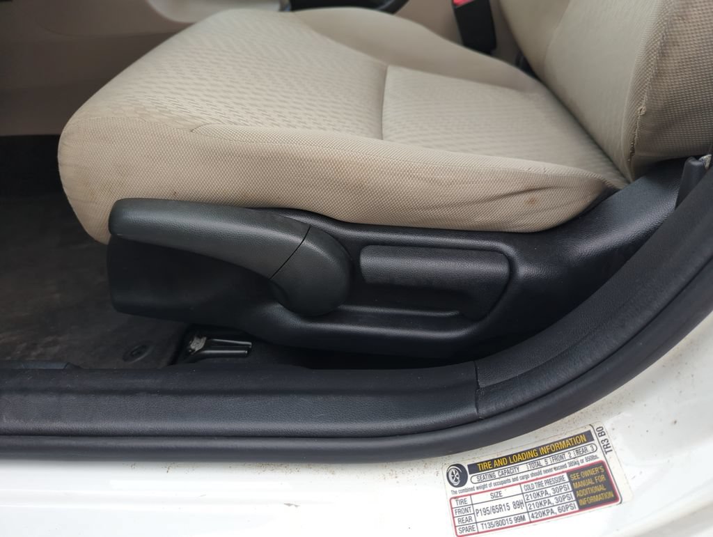 Used 2015 Honda Civic SE image 13