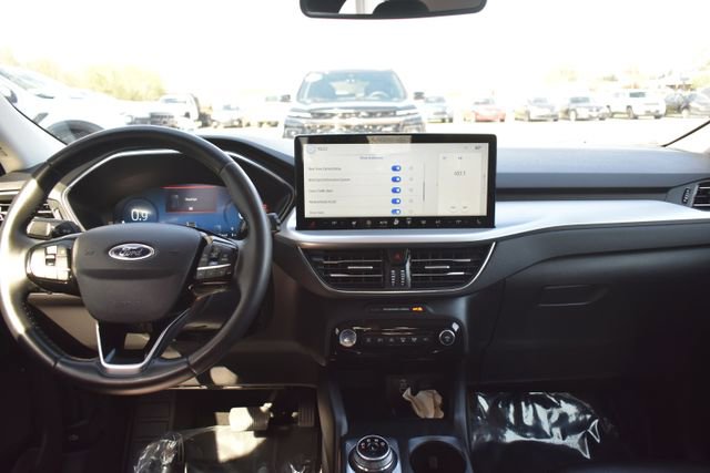 Used 2024 Ford Escape Platinum AWD/4WD image 37