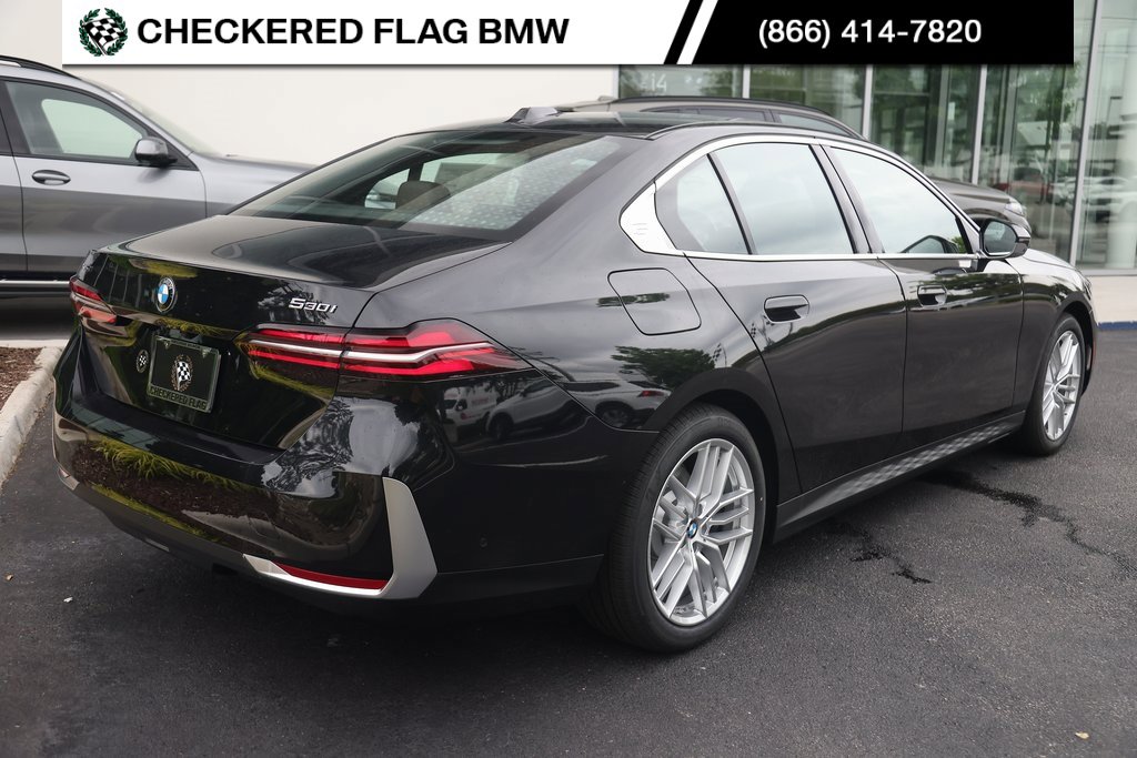 Certified 2024 BMW 530i xDrive w/ Premium Package image 8