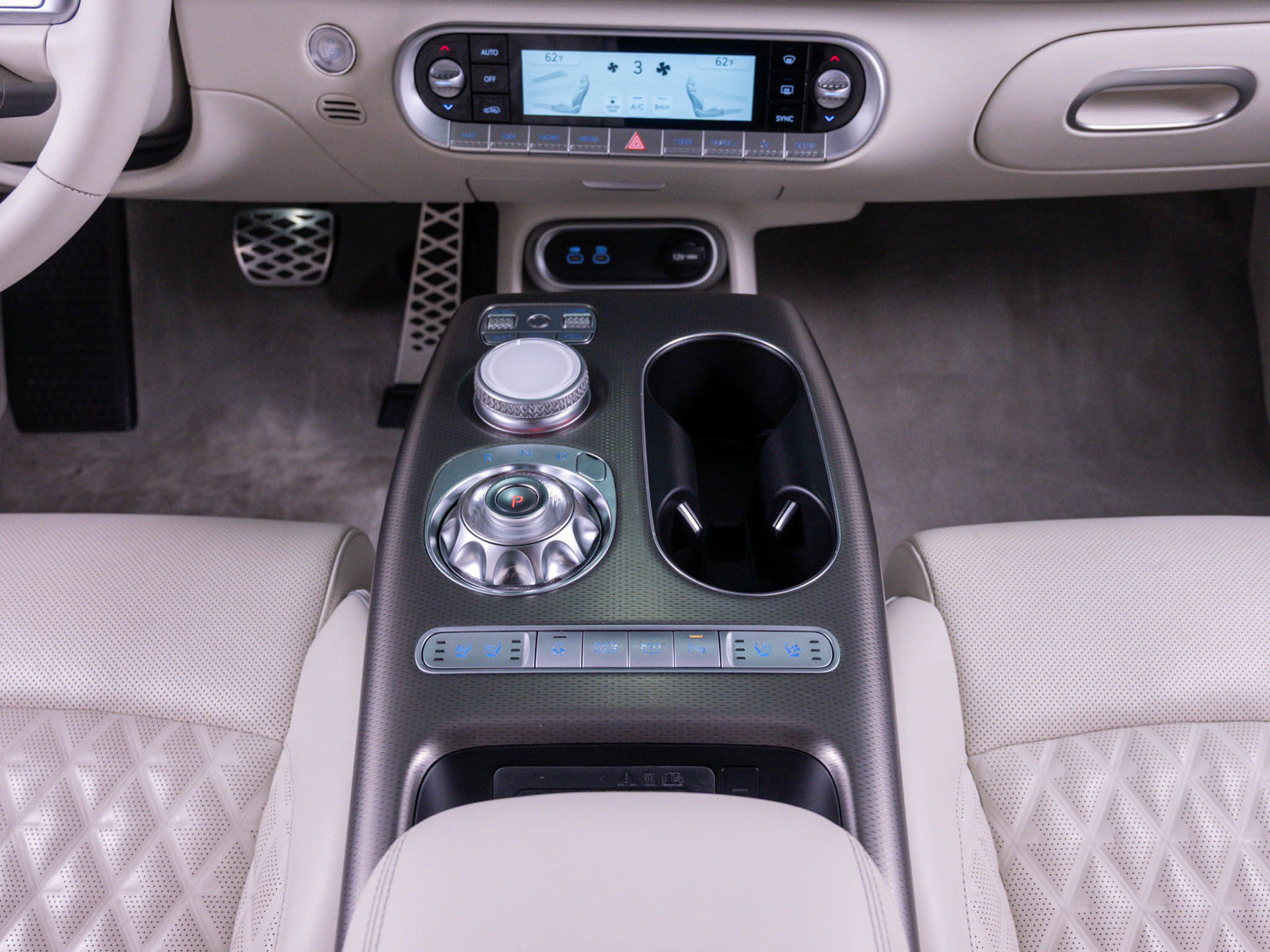 Used 2023 Genesis GV60 Performance AWD/4WD image 29