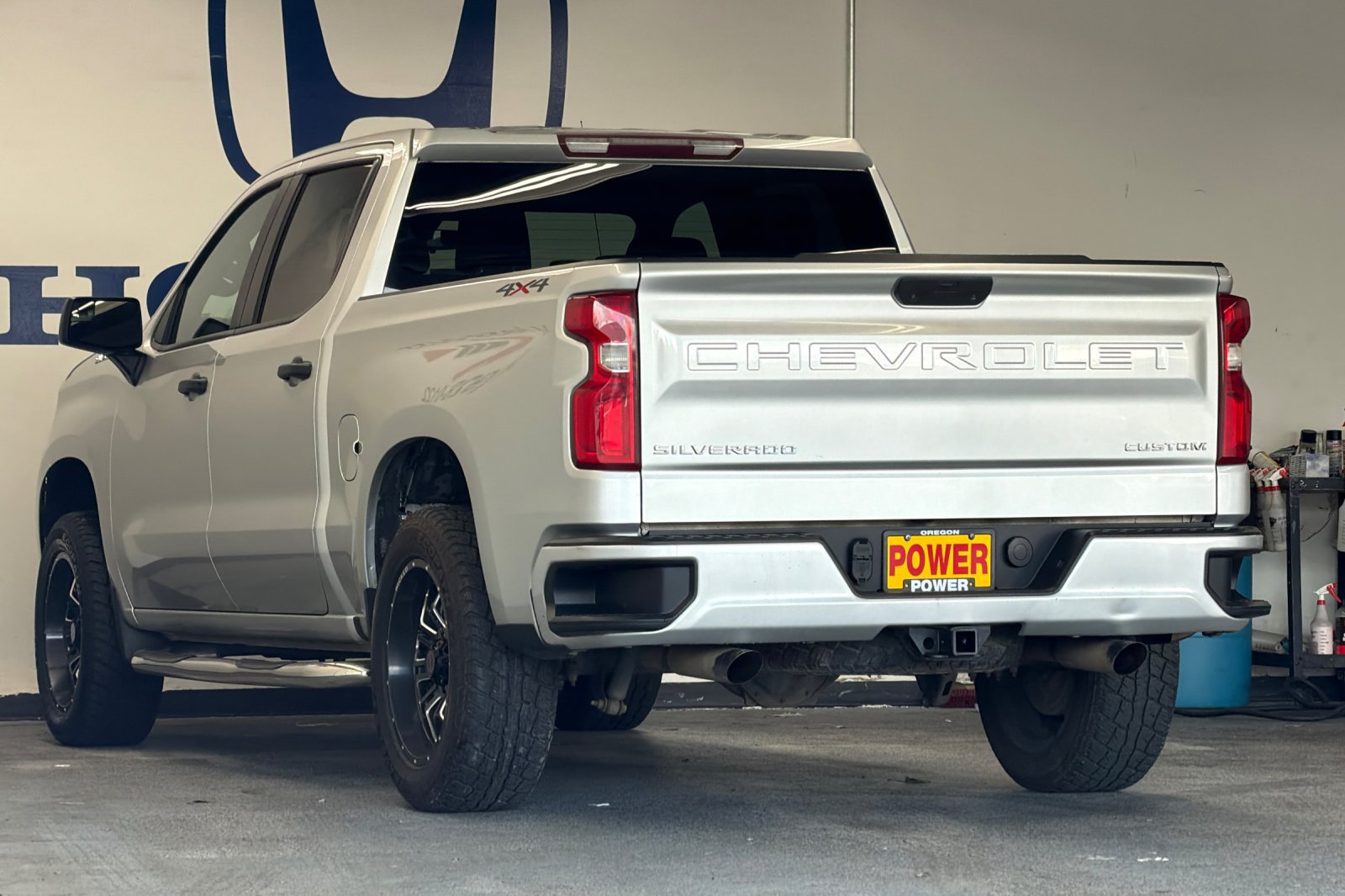 Used 2019 Chevrolet Silverado 1500 Custom w/ Custom Value Package AWD/4WD image 5