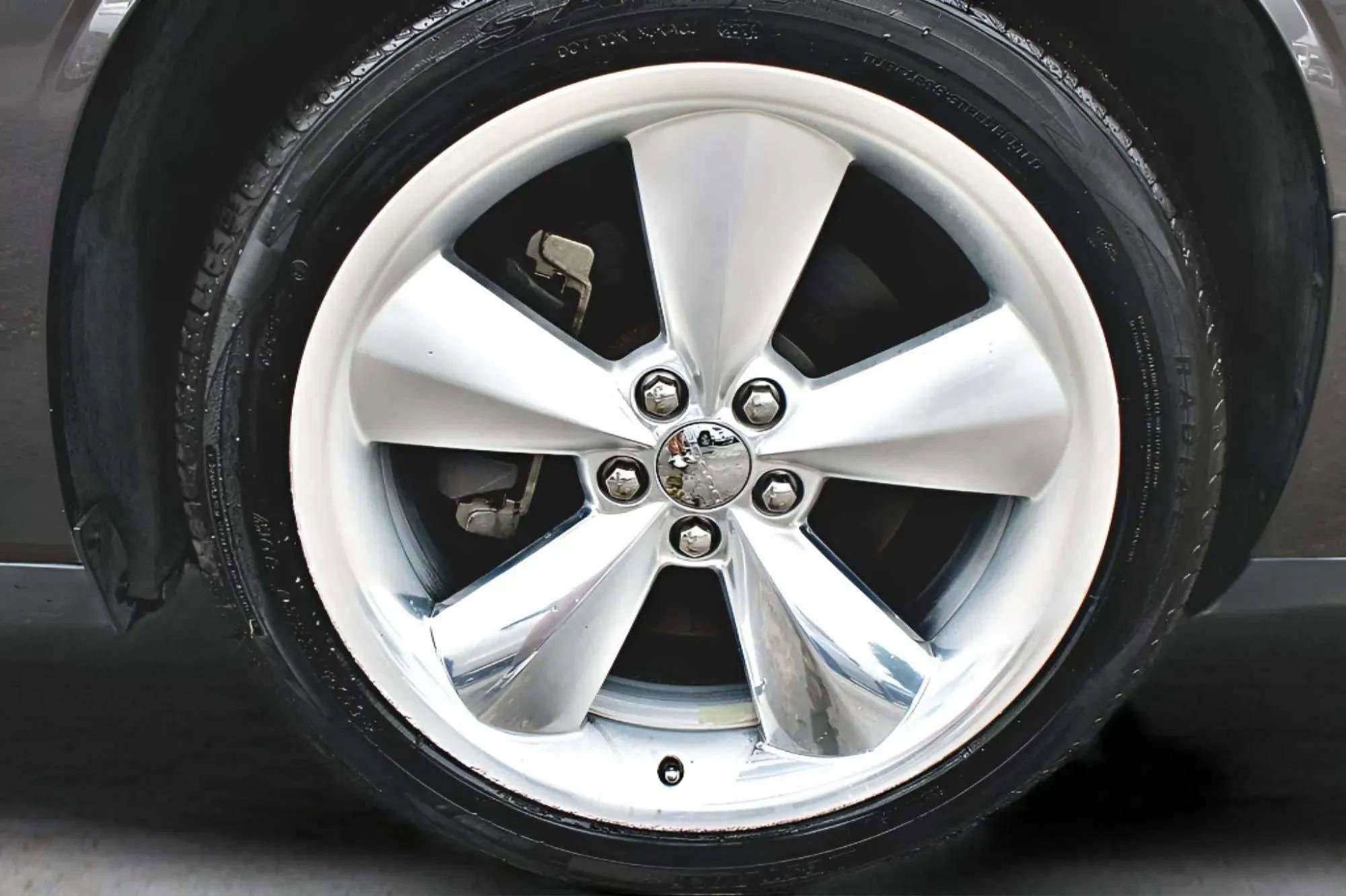 Used 2015 Dodge Challenger R/T Plus image 28