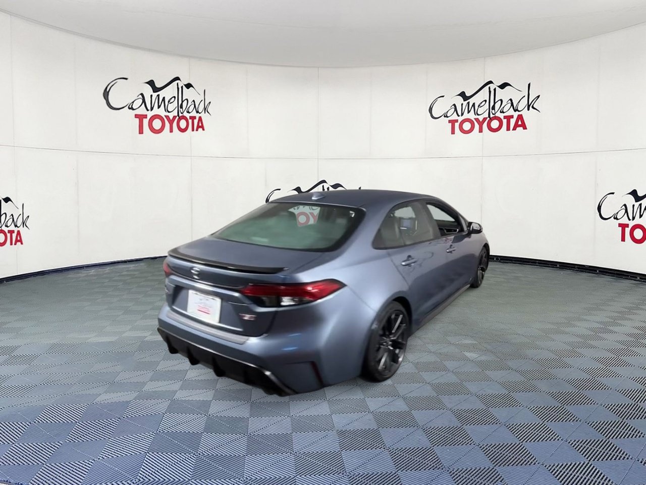 Used 2024 Toyota Corolla XSE FWD image 9