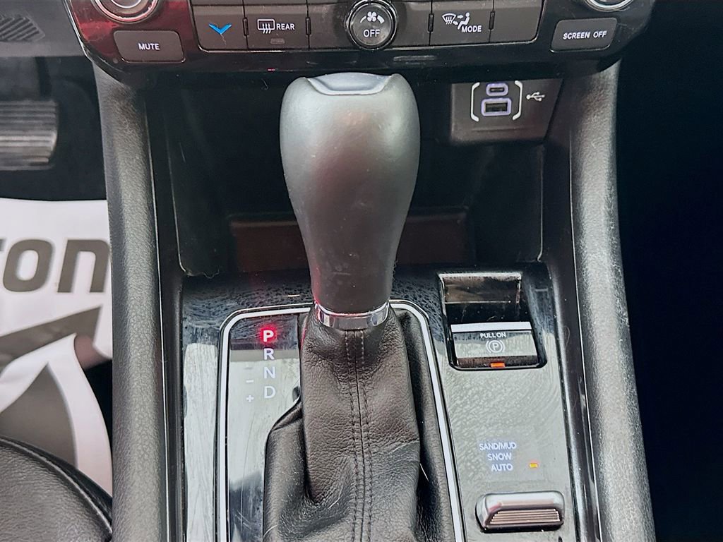 Used 2024 Jeep Compass Latitude image 16