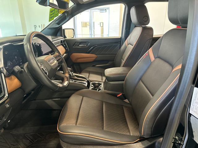 Used 2025 GMC Canyon AT4 w/ AT4 Premium Package image 30