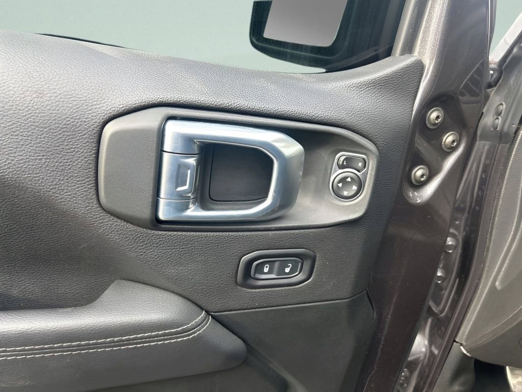 Used 2021 Jeep Wrangler Unlimited Sahara image 20