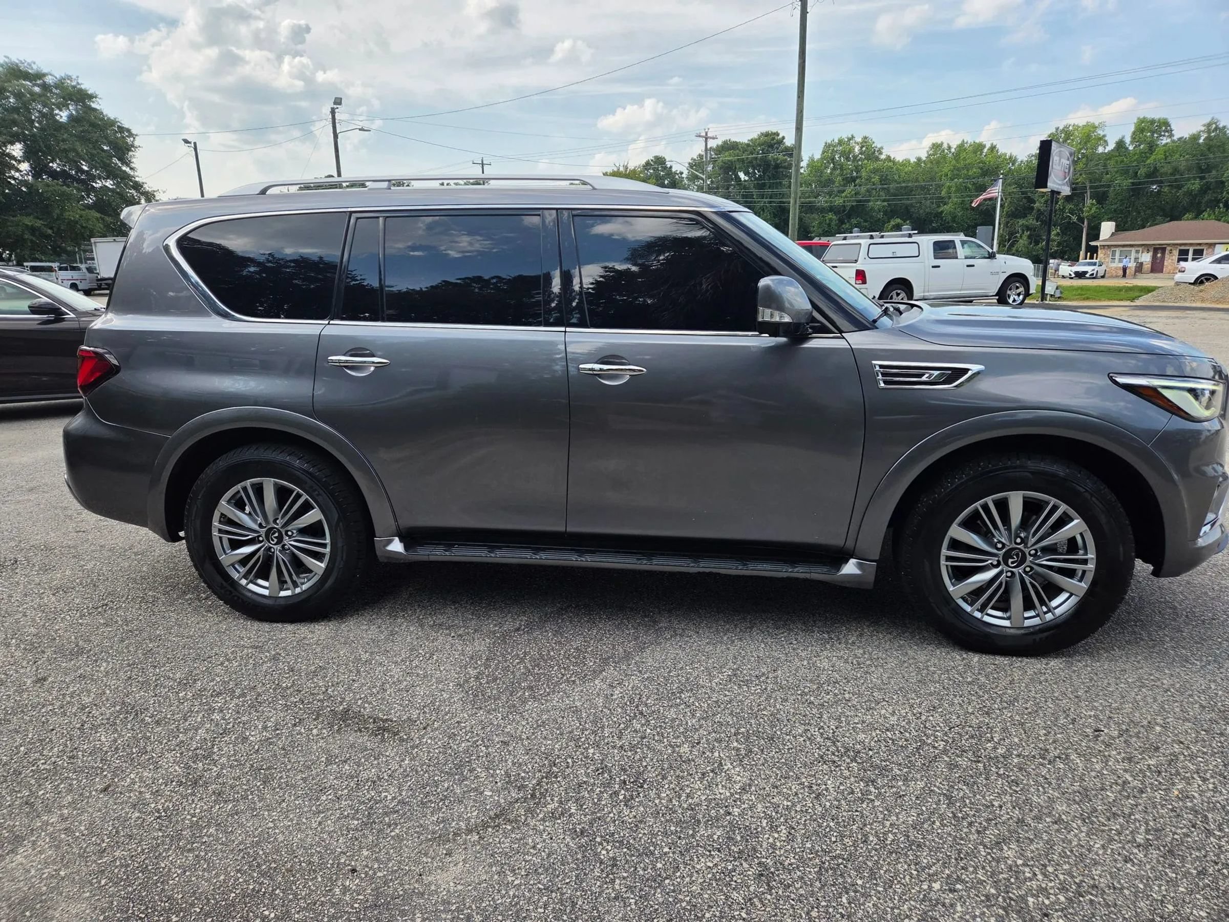 Used 2020 INFINITI QX80 Luxe w/ Proassist Package AWD/4WD image 5