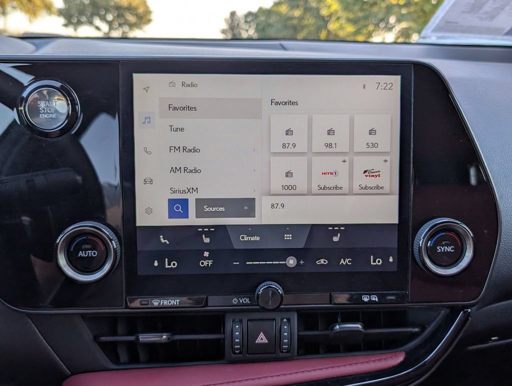 Used 2022 Lexus NX 250 FWD w/ Towing Package (2000 Lbs) image 6