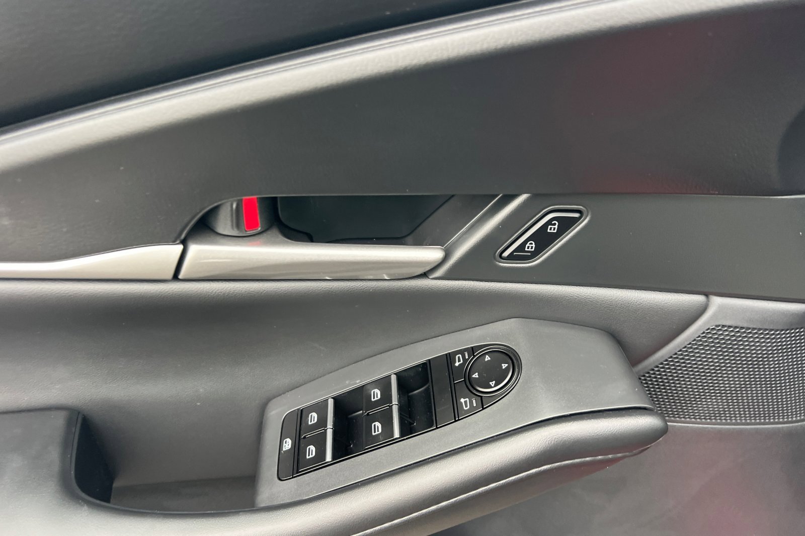 New 2026 MAZDA CX-30 AWD 2.5 S image 8