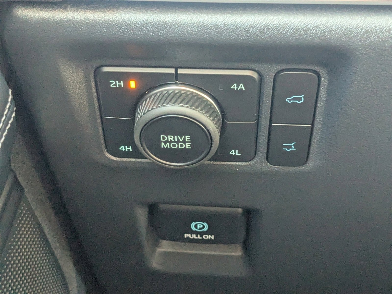 New 2025 Ford Expedition Max Platinum w/ Stealth Performance Package image 28