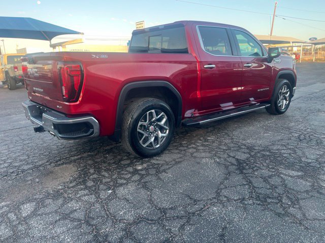 Used 2024 GMC Sierra 1500 SLT AWD/4WD image 4