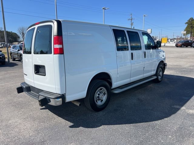 Used 2024 Chevrolet Express 2500 w/ Driver Convenience Package image 9