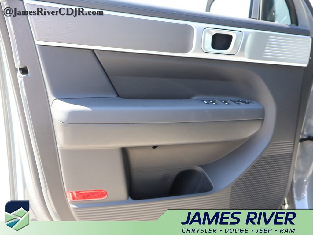 Used 2026 Hyundai Santa Fe SE image 22