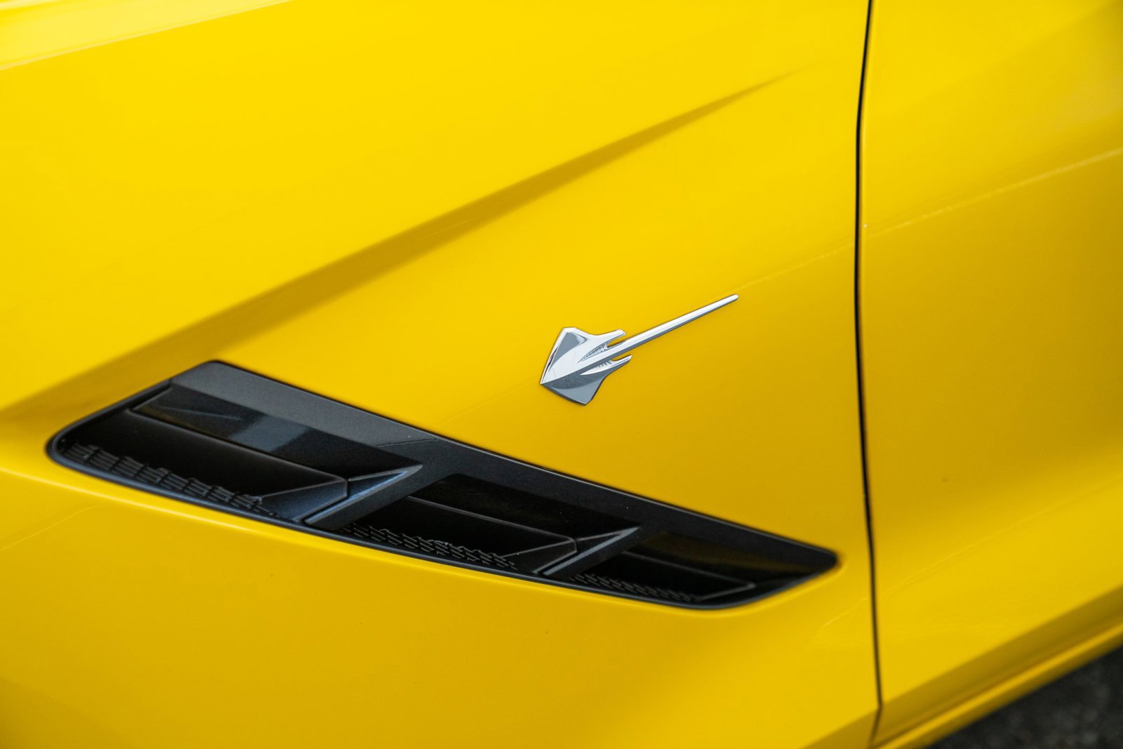 Used 2015 Chevrolet Corvette Stingray Coupe w/ 3LT Preferred Equipment Group image 30