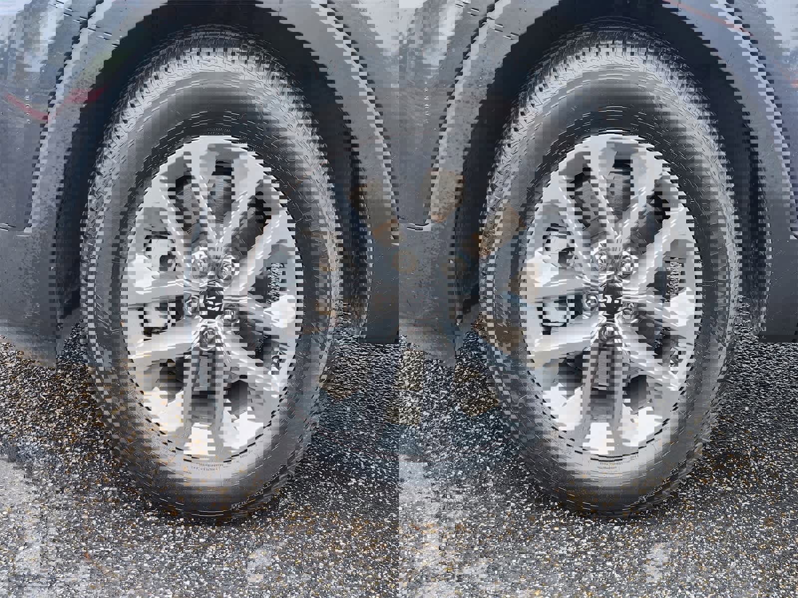 Used 2023 Kia Telluride LX image 9