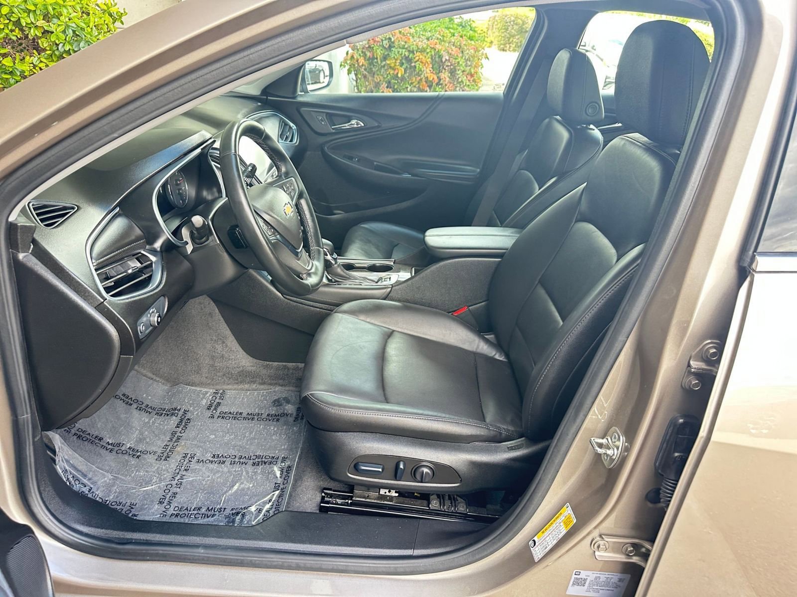 Used 2024 Chevrolet Malibu LT image 27