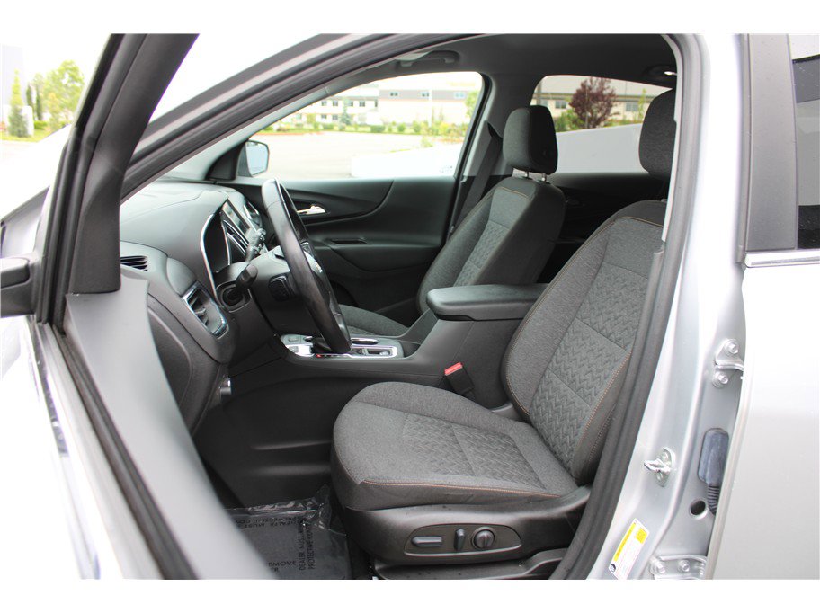 Used 2022 Chevrolet Equinox LT w/ Driver Convenience Package AWD/4WD image 8