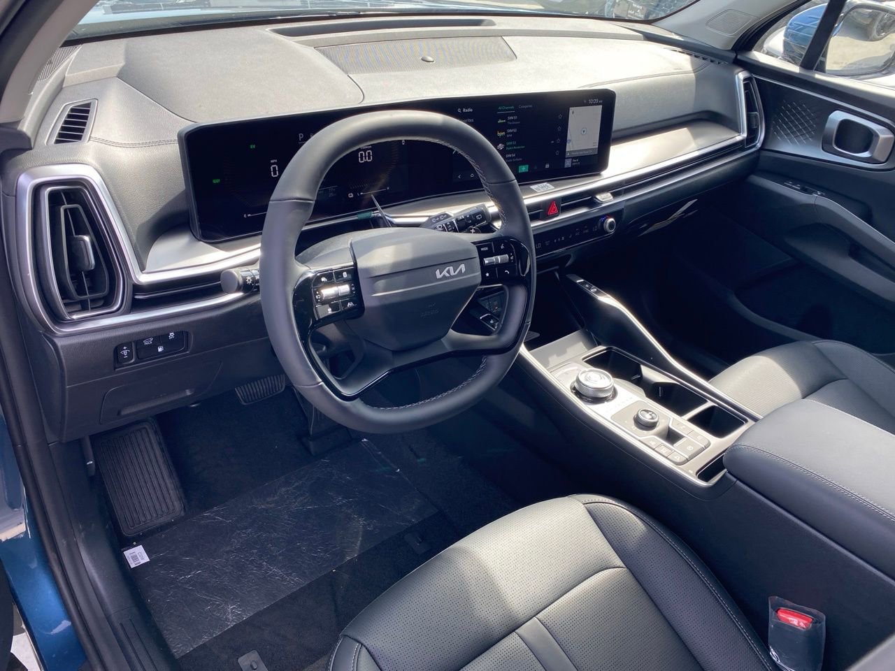 New 2026 Kia Sorento EX AWD/4WD image 12