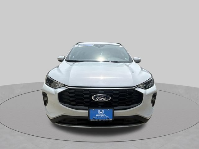 Used 2025 Ford Escape ST-Line Select AWD/4WD image 9
