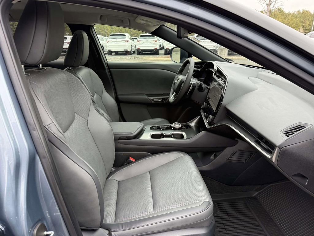 Used 2023 Lexus RZ 450e Premium w/ Technology Package image 15