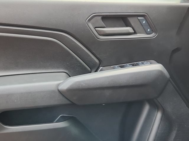 Used 2024 Chevrolet Colorado W/T RWD image 11