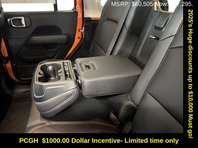 New 2025 Jeep Wrangler Sahara w/ Safety Group image 20