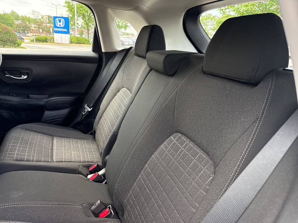 Certified 2025 Honda HR-V LX image 18