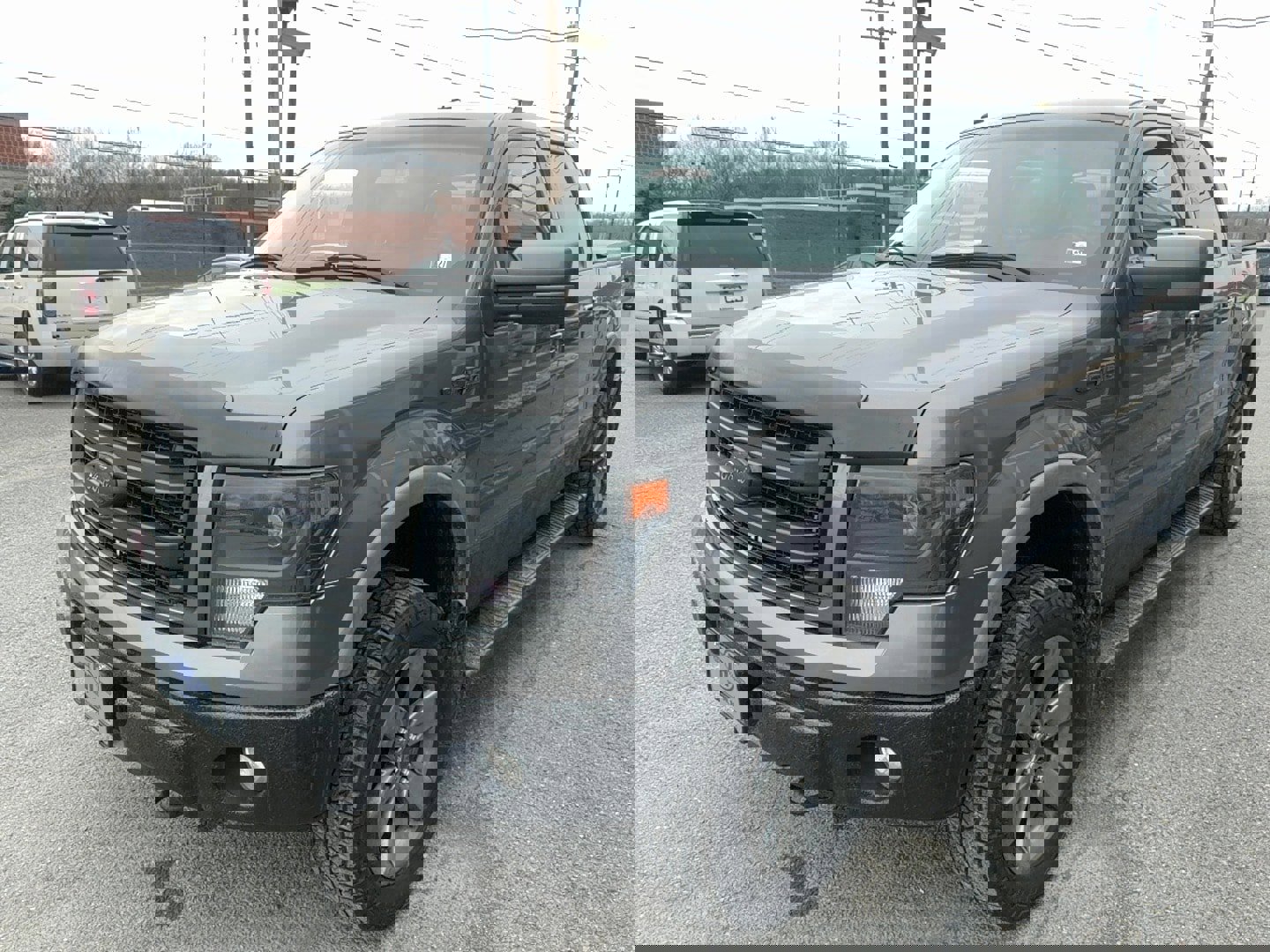 Used 2014 Ford F150 FX4 w/ Equipment Group 402A Luxury image 3