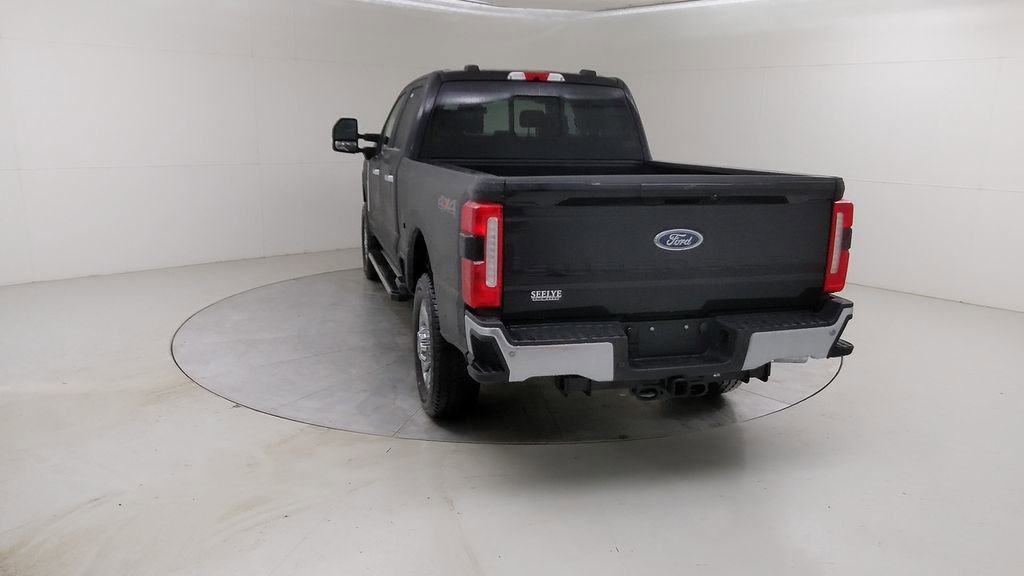 New 2026 Ford F350 Lariat w/ Lariat Premium Package image 17