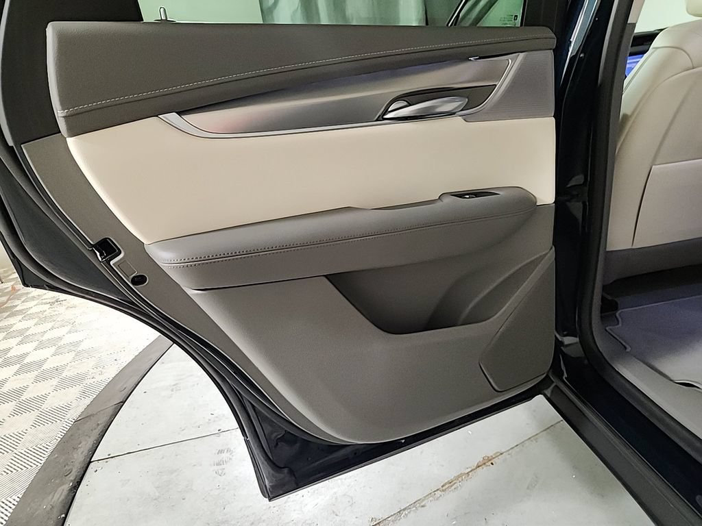 Used 2024 Cadillac XT5 Premium Luxury w/ Technology Package FWD image 20