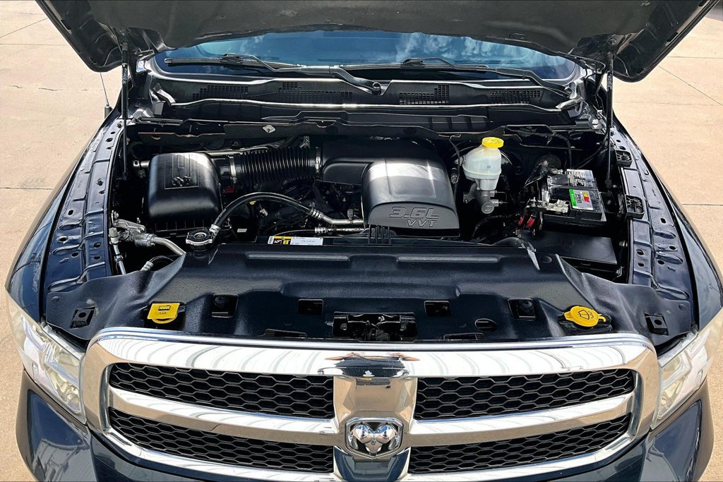 Used 2021 RAM 1500 Classic SLT RWD image 11