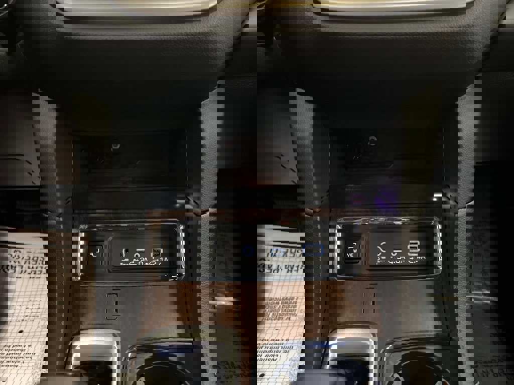 Used 2024 Subaru Ascent Touring image 23