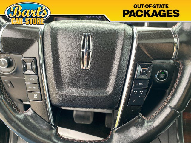 Used 2017 Lincoln Navigator Reserve image 32