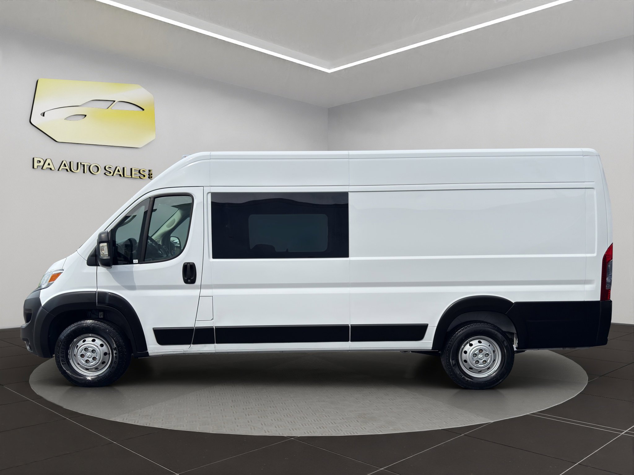 Used 2023 RAM ProMaster 3500 image 4