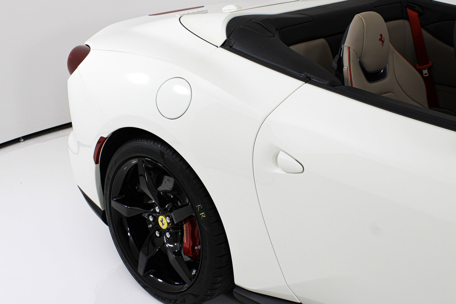 Used 2023 Ferrari Portofino M RWD image 15