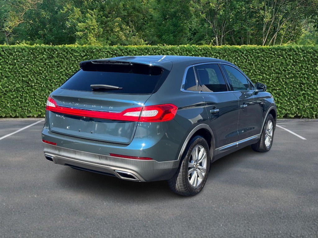 Used 2016 Lincoln MKX Premiere FWD image 3