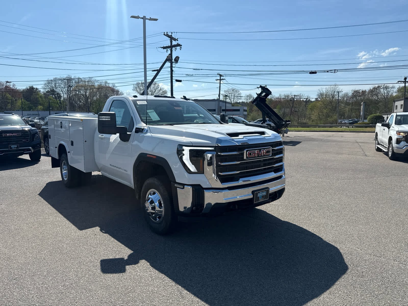 New 2026 GMC Sierra 3500 SLE w/ SLE Convenience Package AWD/4WD image 7
