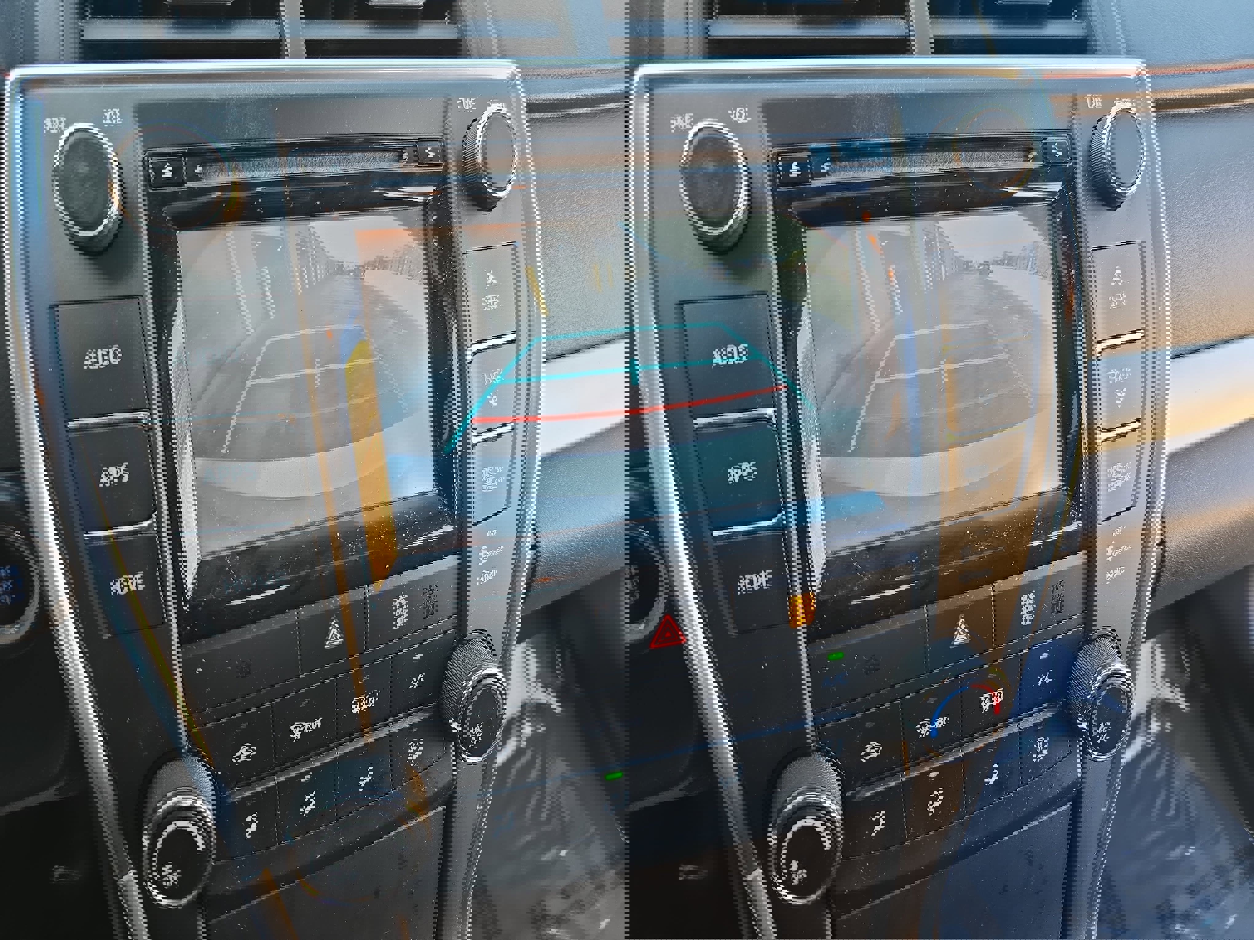 Used 2015 Toyota Camry SE w/ Moonroof Package image 23