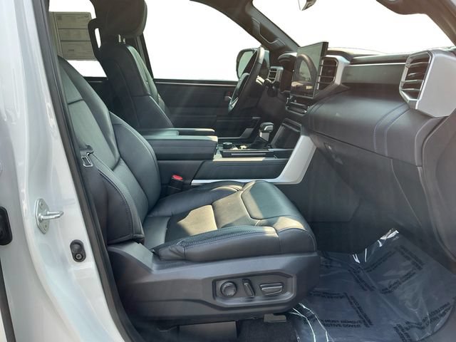 Used 2024 Toyota Tundra Platinum AWD/4WD image 17