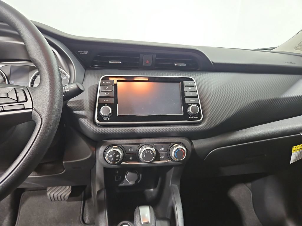 Certified 2025 Nissan Kicks Play S FWD image 20